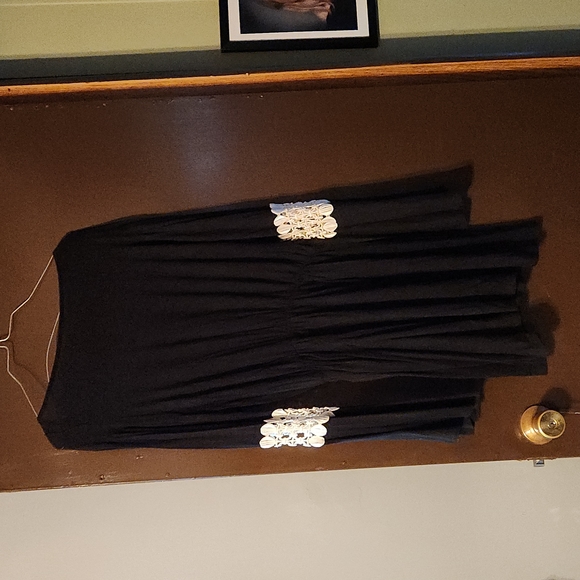 Bell Sleeve Dress - Picture 4 of 5